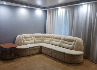 3-ком. квартира в аренду, 70 м2, Татарстан, улица Коммунаров, 2