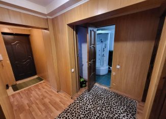 Аренда 3-ком. квартиры, 85 м2, Ставропольский край, улица Орджоникидзе, 19