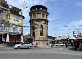 Продается торговая площадь, 525 м2, Махачкала, Кировский район, улица Эмирова, 25А