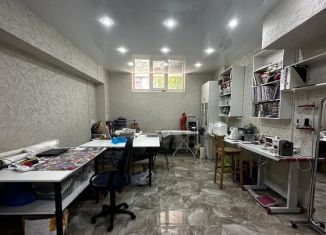 Продаю помещение свободного назначения, 19.1 м2, поселок Южный, Войсковая улица, 1Б