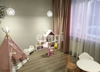 Продается 4-комнатная квартира, 92.4 м2, Красноярский край, улица Весны, 2