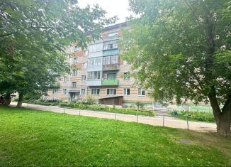 Продажа 2-ком. квартиры, 40 м2, Свердловская область, улица Строителей, 9