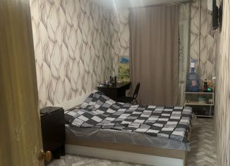 Продаю 4-ком. квартиру, 75 м2, Керчь, улица Юрия Гагарина, 1