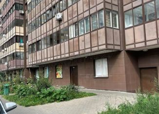 Продаю 2-ком. квартиру, 63.7 м2, Московская область, улица Октября, 52