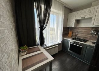 Продаю 2-ком. квартиру, 48 м2, Ликино-Дулёво, улица Калинина, 10А