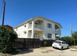 Сдам в аренду дом, 240 м2, Краснодарский край, Черноморская улица, 8А