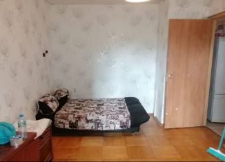 Аренда 2-ком. квартиры, 45 м2, Санкт-Петербург, улица Ушинского, 7к1, метро Гражданский проспект