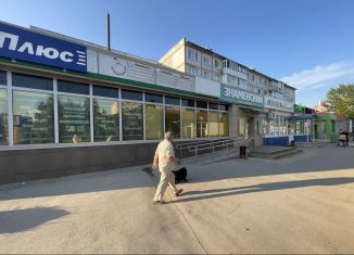 Сдам в аренду торговую площадь, 50 м2, Новомосковск, улица Калинина, 14