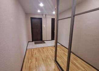 Продам 2-ком. квартиру, 55 м2, Сергиев Посад, Ярославское шоссе, 12