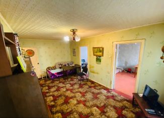 Продается 4-ком. квартира, 61 м2, Петропавловск-Камчатский, улица Академика Королёва, 33, микрорайон Горизонт-Юг