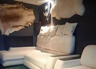 Продажа однокомнатной квартиры, 50.7 м2, Калининград, улица Еловая Аллея, 82