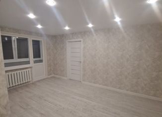 Сдаю в аренду 2-ком. квартиру, 46 м2, Псков, Рижский проспект, 48А