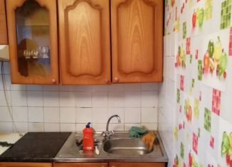 Сдам в аренду трехкомнатную квартиру, 54 м2, Подольск, Быковская улица, 15