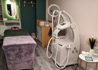 Продаю помещение свободного назначения, 12 м2, Москва, улица 26 Бакинских Комиссаров, 7к6, метро Юго-Западная