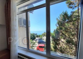 Продам 2-ком. квартиру, 45.2 м2, поселок городского типа Форос, Северная улица, 24