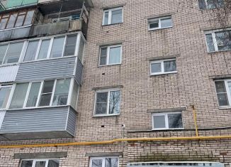 Продажа 2-ком. квартиры, 45.5 м2, Тосно, проспект Ленина, 20