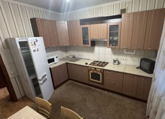 Сдам в аренду 1-ком. квартиру, 46.5 м2, Орёл, 2-я Посадская улица, 4