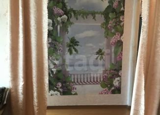 Продам 2-ком. квартиру, 46.3 м2, Златоуст, проспект имени Ю.А. Гагарина, 5-я линия, 9