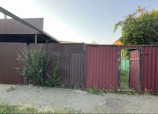 Продаю 2-ком. квартиру, 48.2 м2, Майкоп, Короткая улица, 72