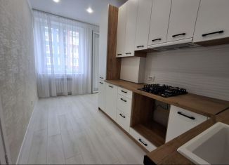 Двухкомнатная квартира на продажу, 50 м2, Калининград, Крейсерская улица, 13к2