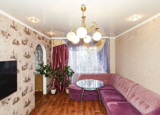 Продается 2-ком. квартира, 48.1 м2, Тюмень, Садовая улица, 111
