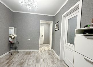 Продам 3-ком. квартиру, 75 м2, Армавир, улица Каспарова, 23