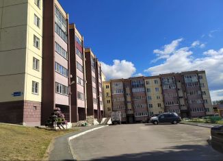 Продается 1-комнатная квартира, 315 м2, Кыштым, улица Свердлова, 139