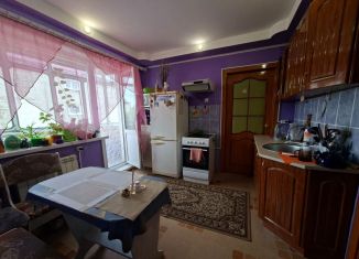 Сдается в аренду 2-ком. квартира, 50 м2, Междуреченск, улица Пушкина, 4