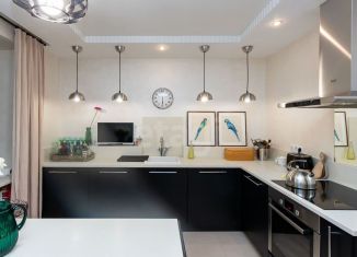 Продается четырехкомнатная квартира, 91.1 м2, Тюмень, улица Николая Чаплина, 132