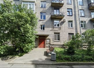 Продажа комнаты, 21 м2, Санкт-Петербург, метро Кировский завод, улица Новостроек, 17