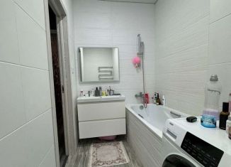 Продам 2-комнатную квартиру, 65.3 м2, Краснодар, улица имени Сергея Есенина, 127/2, Музыкальный микрорайон