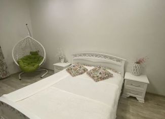 Продам 2-комнатную квартиру, 77 м2, Вологодская область, улица Юкова, 26