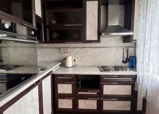 Двухкомнатная квартира на продажу, 44 м2, Абакан, улица Чкалова, 15