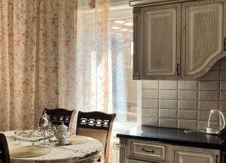 Аренда дома, 70 м2, Армавир, Виноградная улица, 354