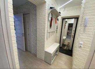 Продам трехкомнатную квартиру, 62 м2, Серпухов, проезд Мишина, 3