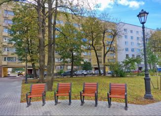 Сдаю в аренду 2-ком. квартиру, 53 м2, Выборг, Садовая улица, 11