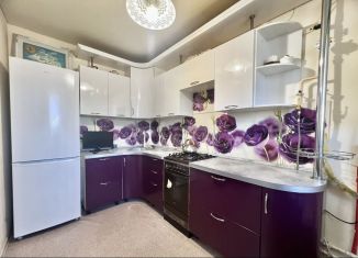 Продается 2-ком. квартира, 47.6 м2, Татарстан, улица Аметьевская Магистраль, 10