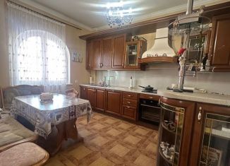 Продаю дом, 470 м2, Геленджик, улица Калинина, 32