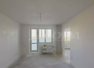 Продается 1-комнатная квартира, 39.5 м2, Тюмень, ЖК Пятый квартал, улица Монтажников, 40