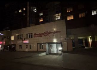 Сдается в аренду машиноместо, 12 м2, Кемеровская область, улица Тухачевского, 47