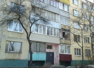 Продаю 2-ком. квартиру, 52.1 м2, Серпухов, Осенняя улица, 5