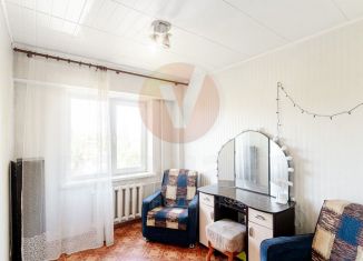 Двухкомнатная квартира на продажу, 50 м2, Омская область, 2-я Барнаульская улица, 13