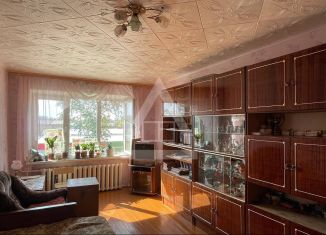 Продается 2-комнатная квартира, 47.2 м2, Коркино, улица В. Терешковой, 21