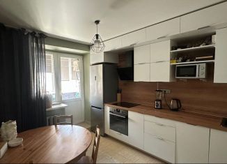 Продаю 1-ком. квартиру, 41 м2, Ростов-на-Дону, проспект Королёва, 4/4