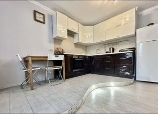 Сдам в аренду 1-ком. квартиру, 30 м2, Республика Башкортостан, улица Евгения Столярова, 2