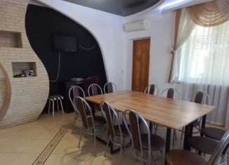 Дом в аренду, 120 м2, поселок городского типа Афипский, улица 50 лет Октября, 27