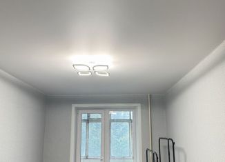 Продам комнату, 32 м2, Пермский край, улица Космонавта Леонова, 47