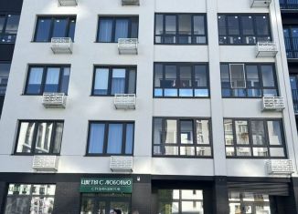 Продаю помещение свободного назначения, 32 м2, Тюмень, улица Анатолия Клиндюка, 3