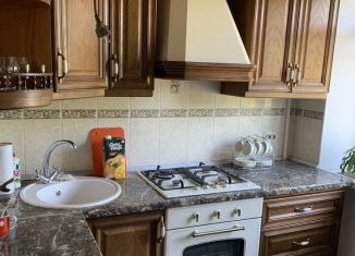 Четырехкомнатная квартира на продажу, 64 м2, Ставрополь, улица 50 лет ВЛКСМ, 2/7