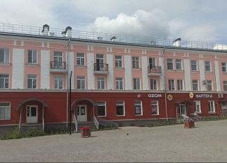 Продаю 3-ком. квартиру, 57.5 м2, Чусовой, улица Ленина, 29